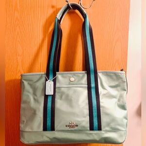 . Coach tote